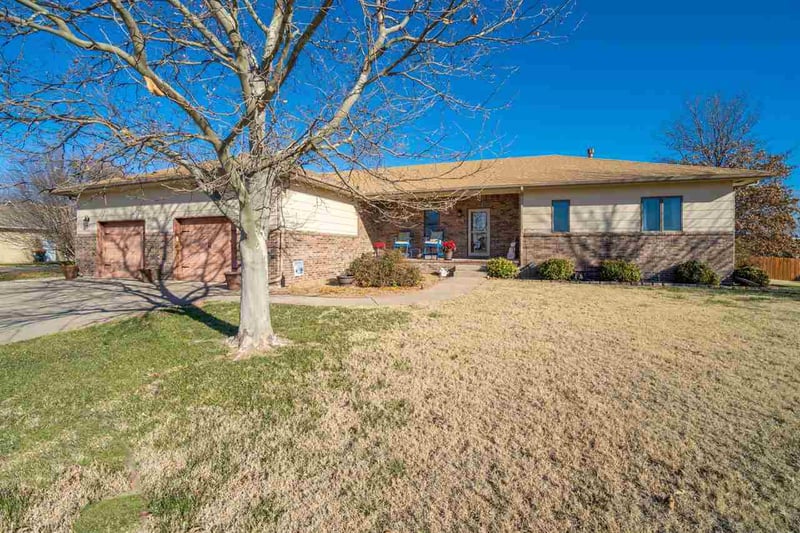 2226 N 135th St W, Wichita, KS 67223