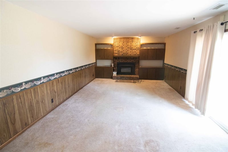 2500 N Cedar Crest Dr, Wichita, KS 67223