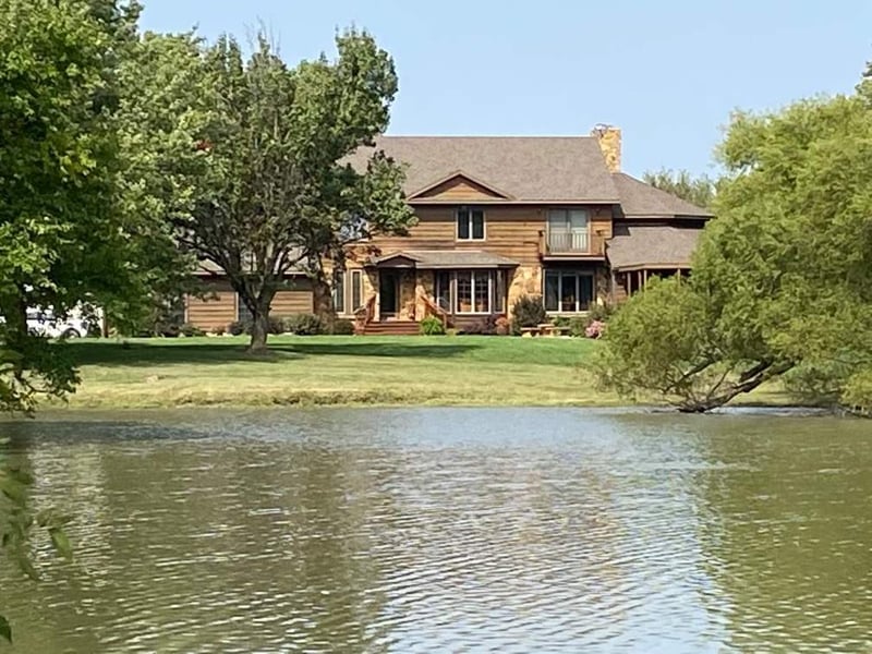 7432 W Dutch Ave, Hesston, KS 67062