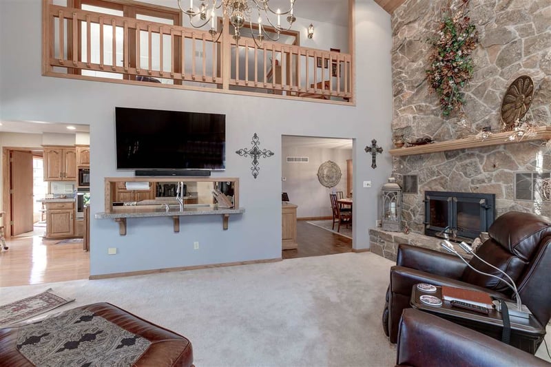 7432 W Dutch Ave, Hesston, KS 67062