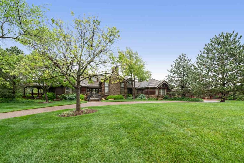 608 E Flint Hills National Pkwy, Andover, KS 67002