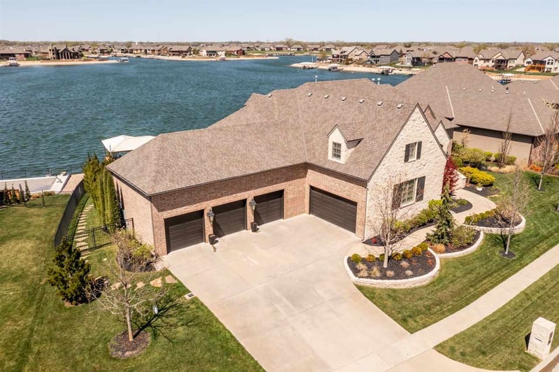 2509 N Bayside St, Wichita, KS 67205