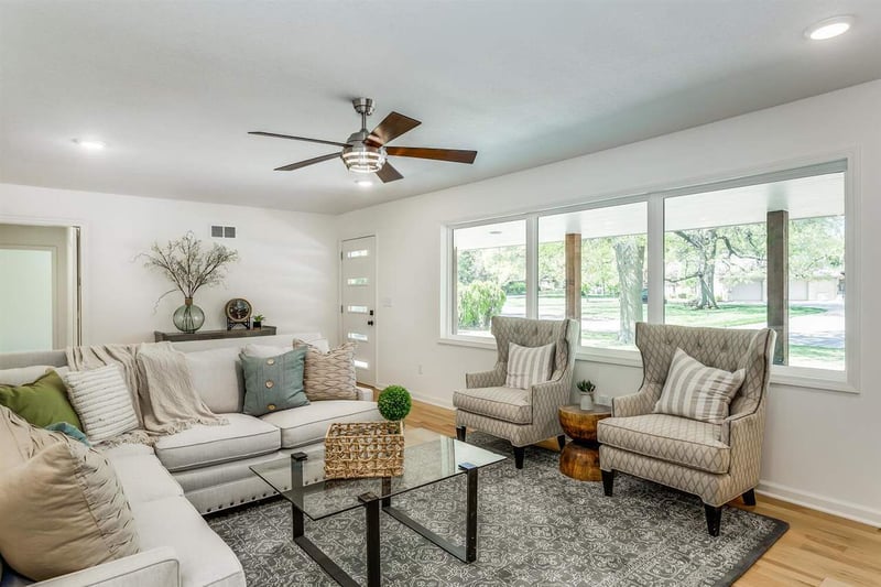 68 S Stratford Rd, Eastborough, KS 67207