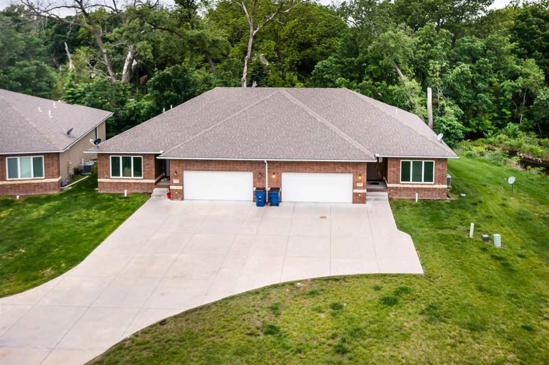 1815 N 127th St E, Wichita, KS 67206