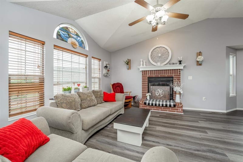 1424 E Sunset Ct, Goddard, KS 67052-8532