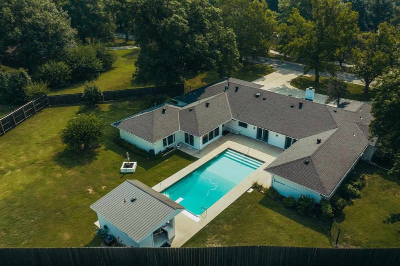 35 S Hampton, Eastborough, KS 67207