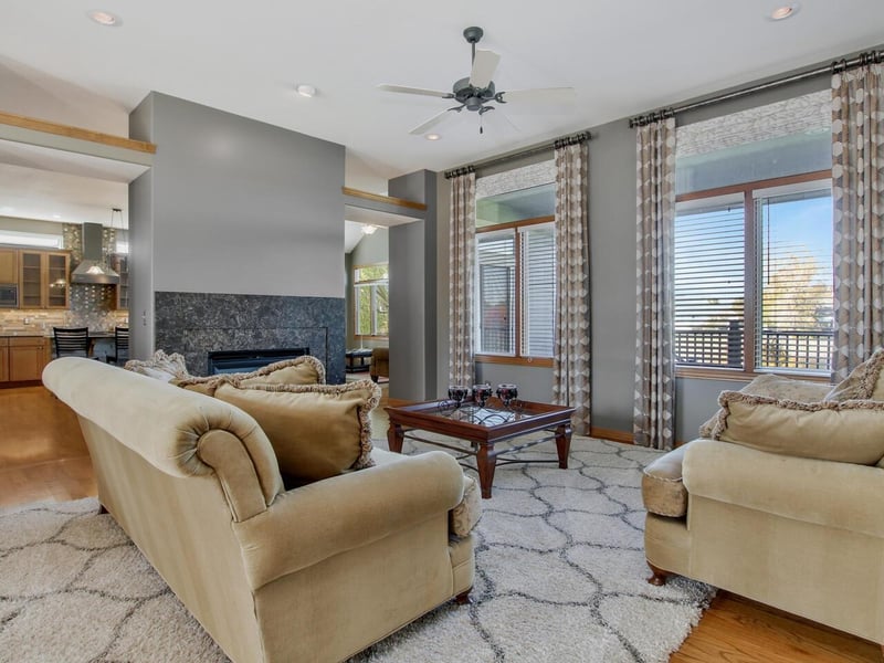 316 Witmarsum West Dr, North Newton, KS 67117