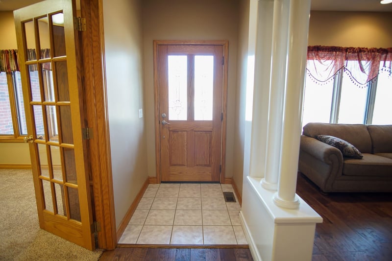 313 Old Colony Ct, North Newton, KS 67117
