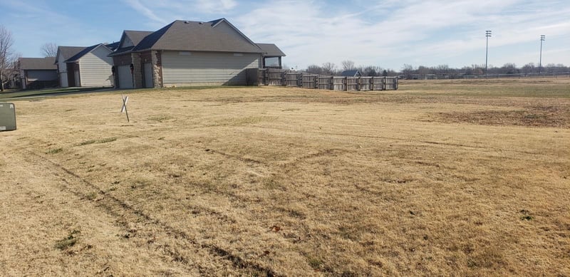 1013 17th , Newton, KS 67114