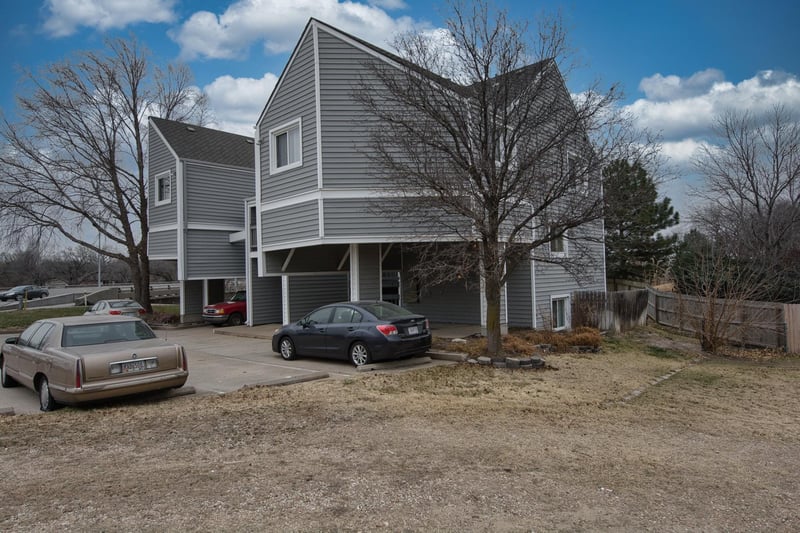 3501 W 21st St N, Wichita, KS 67203