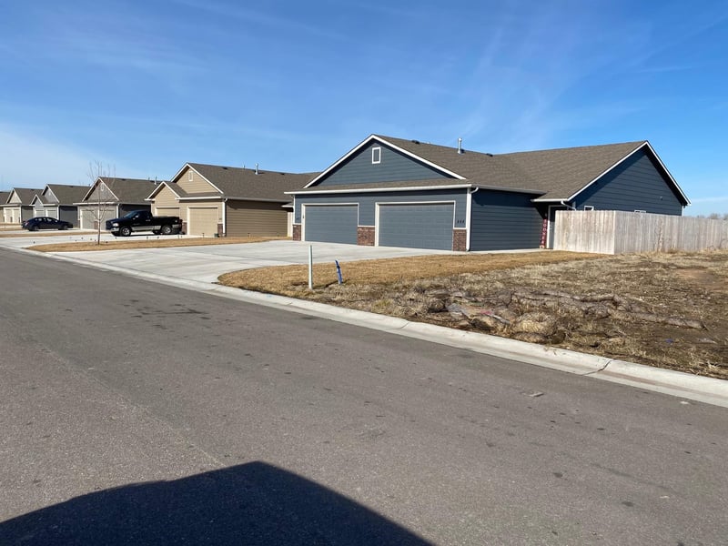 442-444 S Longbranch Dr #458-460, 462-464 S Longbranch Dr, Maize, KS 67101