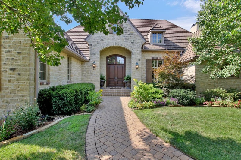 321 E Pine Meadow Ct, Andover, KS 67002