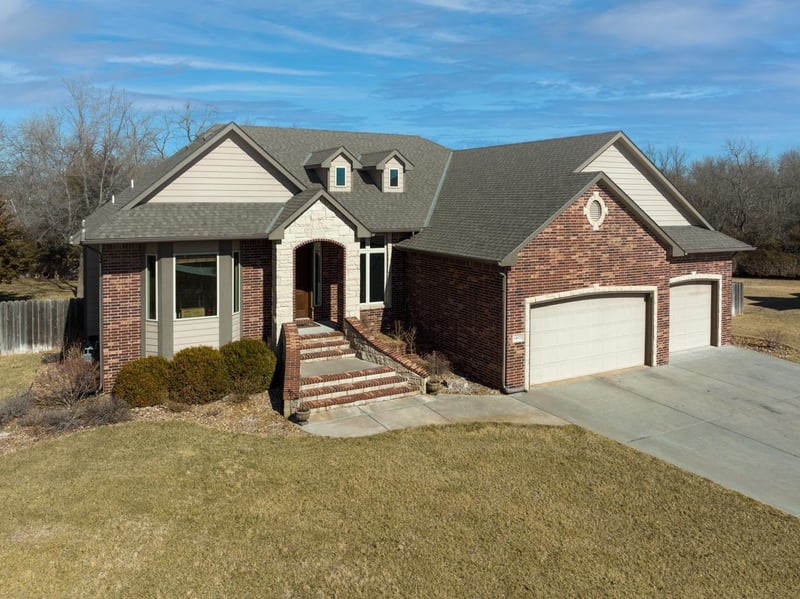 12622 E Zimmerly Ct, Wichita, KS 67207