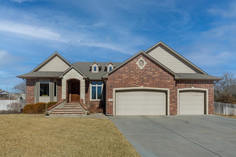 12622 E Zimmerly Ct, Wichita, KS 67207