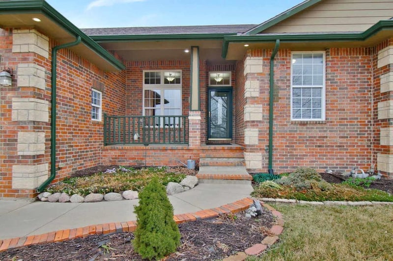 6710 S Hydraulic Dr, Wichita, KS 67216