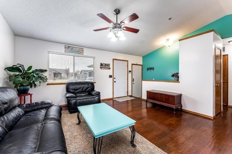 1517 N Cleary Ln, Wichita, KS 67052