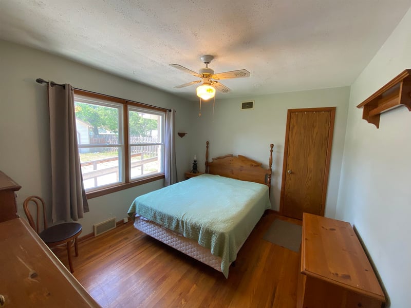 6511 S Sunnyside, Haysville, KS 67217