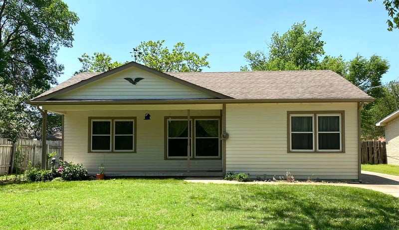 6511 S Sunnyside, Haysville, KS 67217
