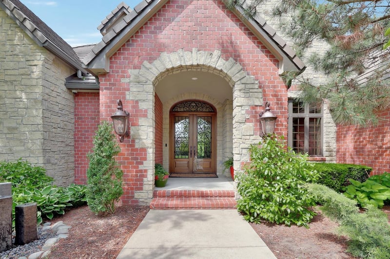 2101 N Crooked Pine St, Wichita, KS 67230