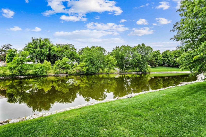 2905 N Fossil Rim St, Wichita, KS 67205