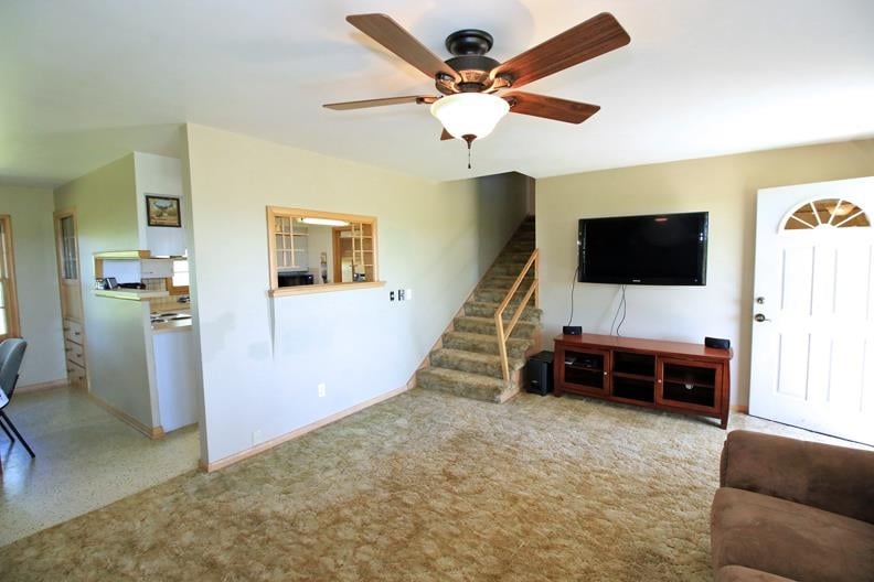 1467 Kanza, Hillsboro, KS 67063