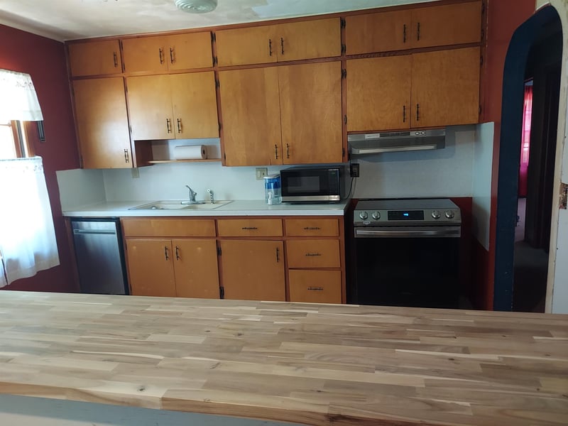 516 E Violet St, Potwin, KS 67123