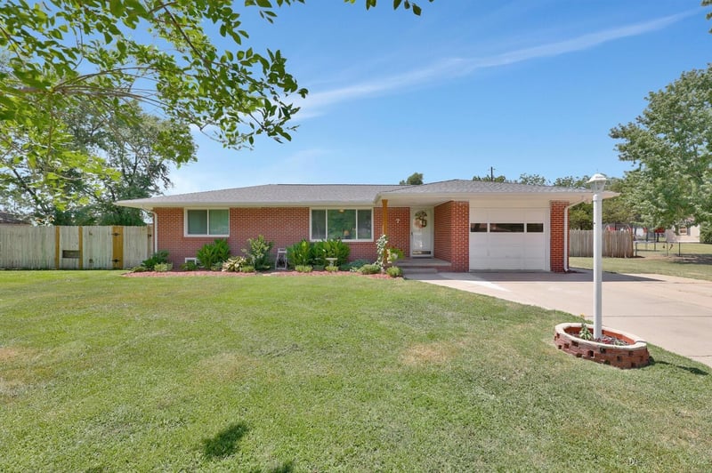 7 Truman Dr, South Hutchinson, KS 67505