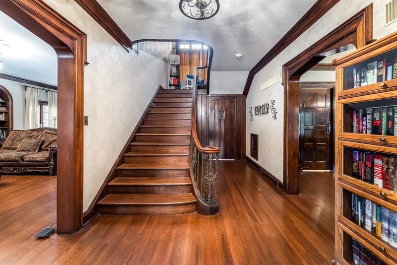 802 E 2nd, Eureka, KS 67045