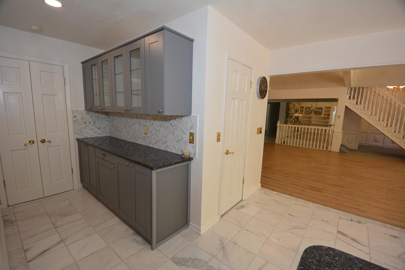 10501 W Hidden Valley Rd, Wichita, KS 67209