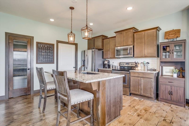 1446 N Aster St, Andover, KS 67002-8584