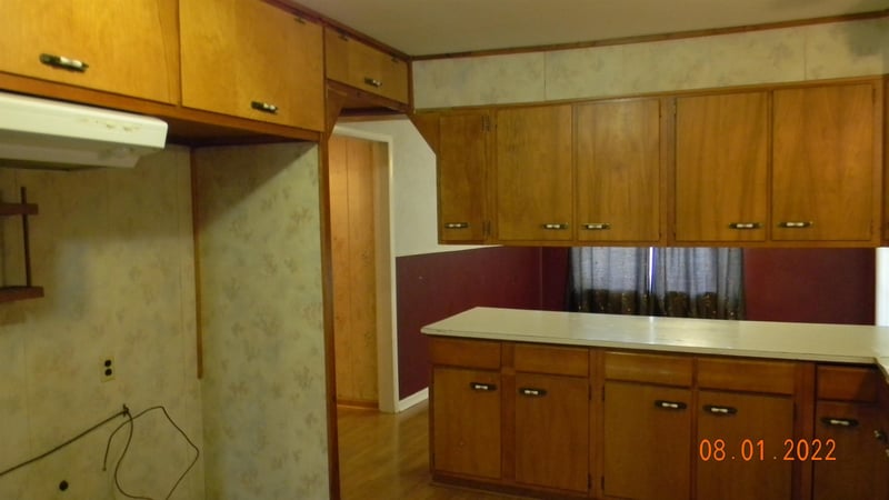 400 W Grover Ave, Haysville, KS 67217