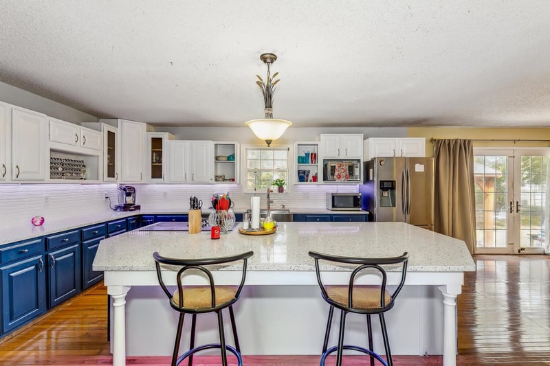 7530 N Broadway Ave, Park City, KS 67219