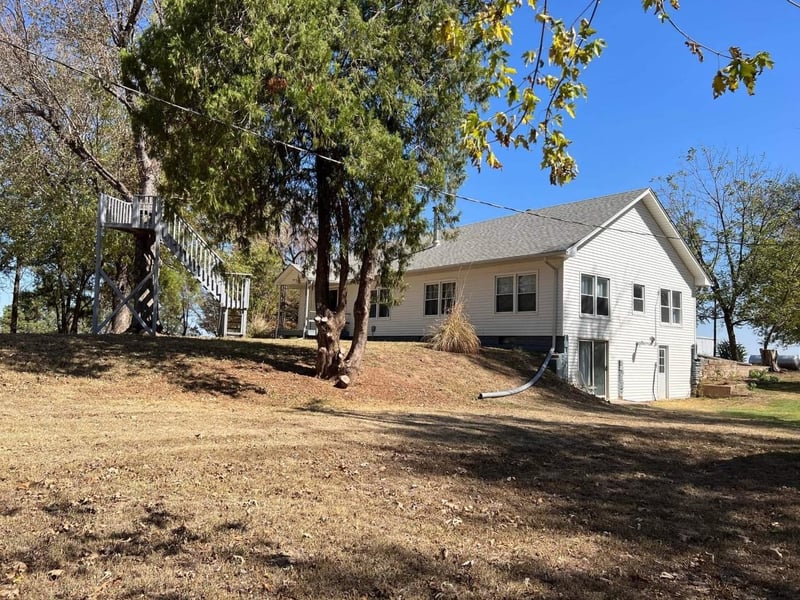 350 S Dixon Rd, Milan, KS 67105