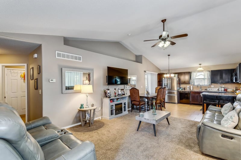 12708 E Willowgreen Cir #12710 E Willowgreen Circle, Wichita, KS 67207