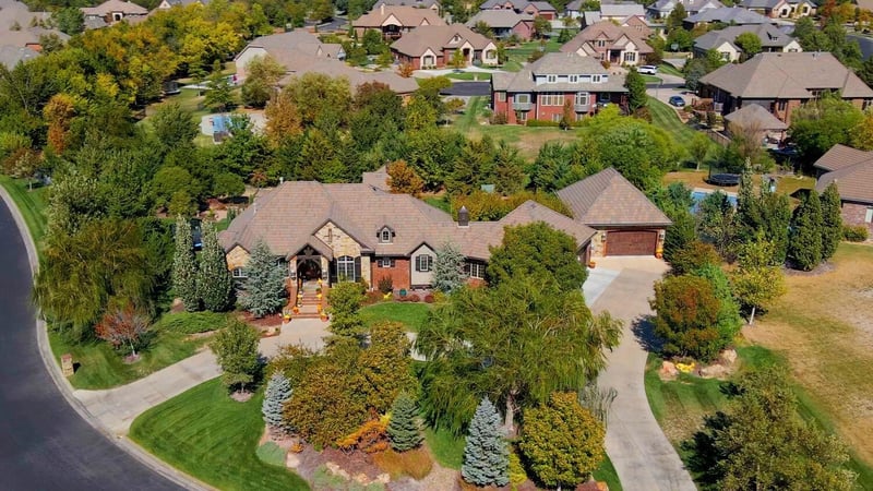 2004 N Crooked Pine St, Wichita, KS 67230