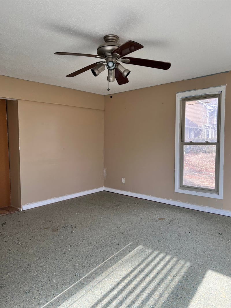 4019 N Edgemoor, Bel Aire, KS 67220