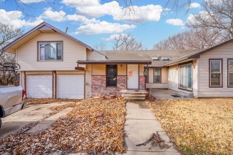 4019 N Edgemoor, Bel Aire, KS 67220