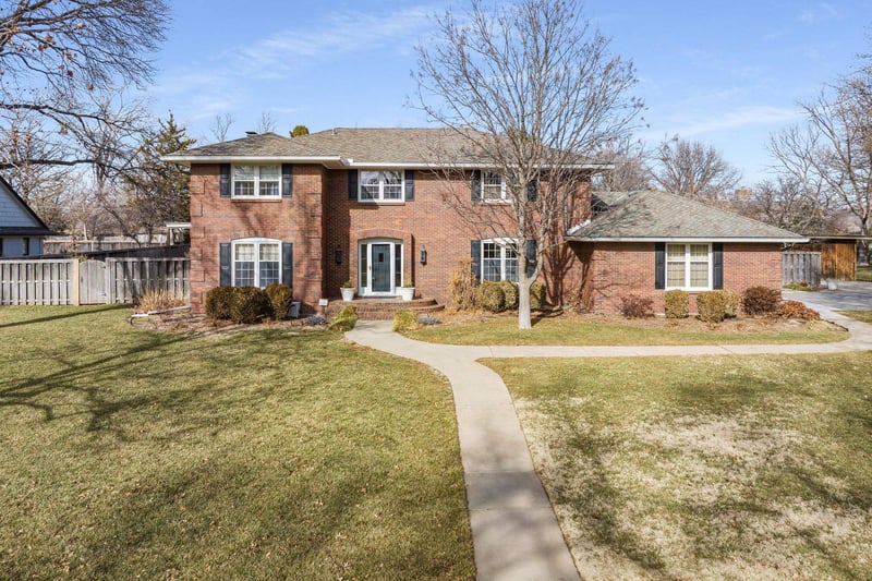 402 S Lynwood St, Wichita, KS 67218