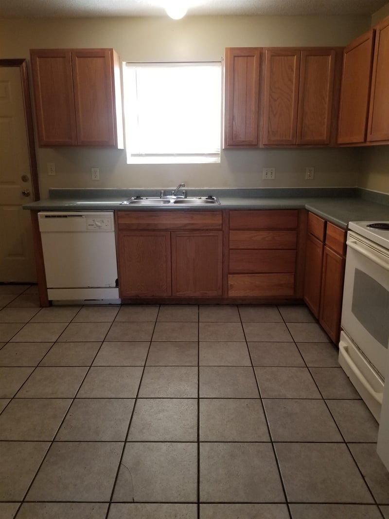 1324 S Everett St #1326-1328-1330 S Everett, Wichita, KS 67213