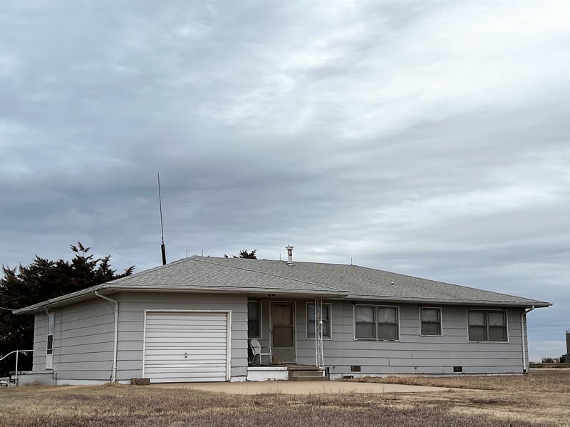 627 W 40th Ave N, Argonia, KS 67004