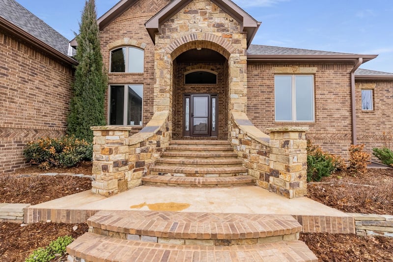 1314 S City View Cir, Wichita, KS 67235