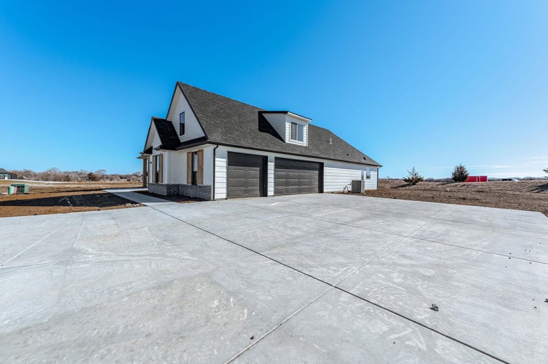11835 Cherese Ct, Wichita, KS 67215