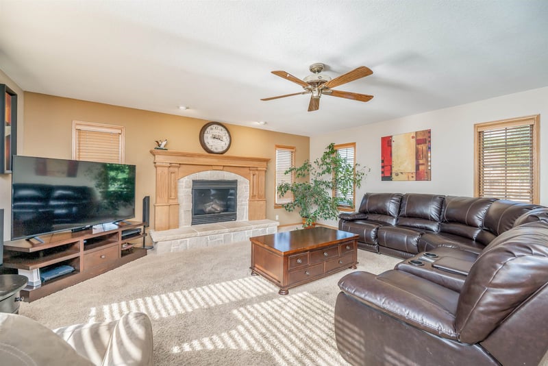 21010 Tower Lakes Cir, Colwich, KS 67030