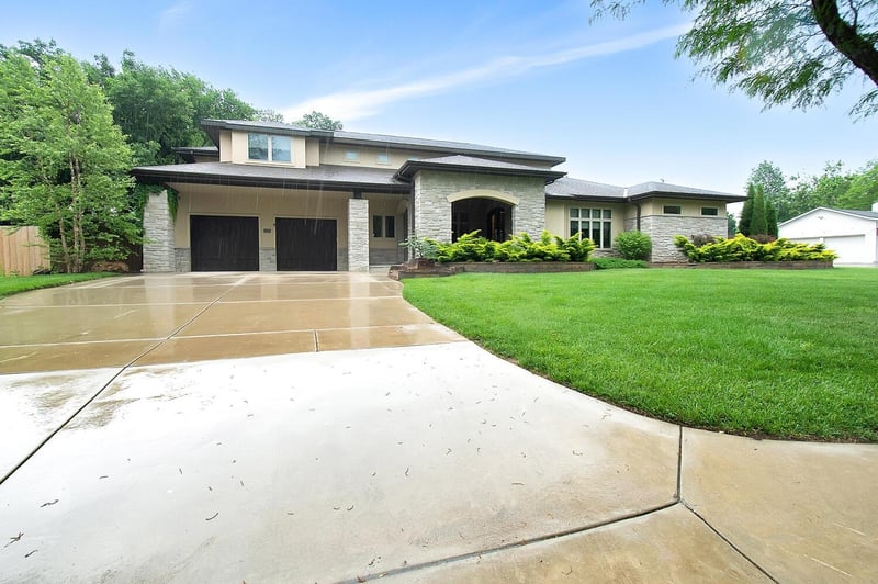 222 S Brookside St, Wichita, KS 67218