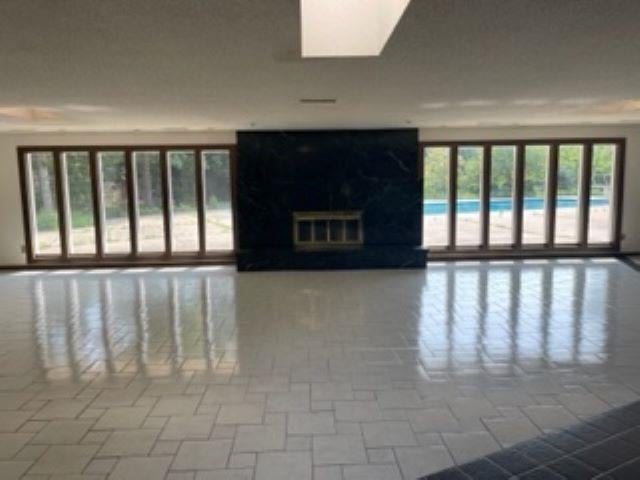 1600 N Ridgewood Dr, Wichita, KS 67208
