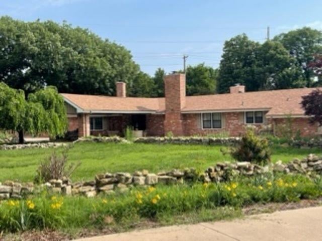 1600 N Ridgewood Dr, Wichita, KS 67208