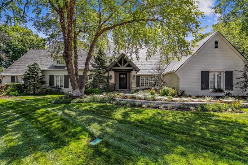 13019 E Pinehurst Dr, Wichita, KS 67230