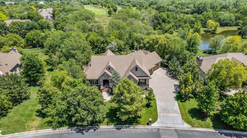 127 E Pine Meadow Ct, Andover, KS 67002