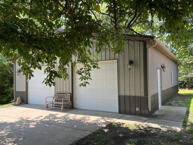 2255 N Forestview St, Wichita, KS 67223