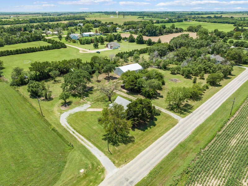 1057 W 90th Ave N, Conway Springs, KS 67031